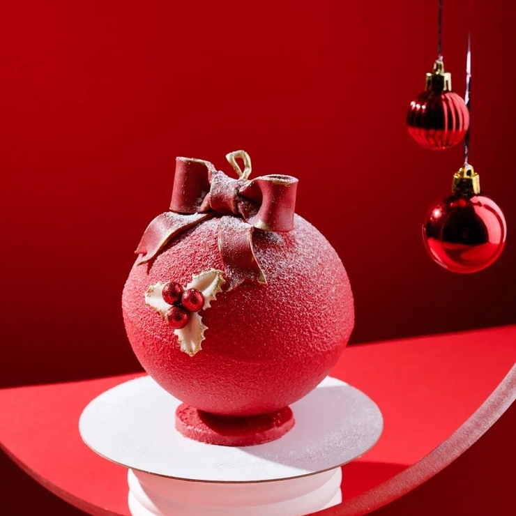 Торт «Ёлочная игрушка»