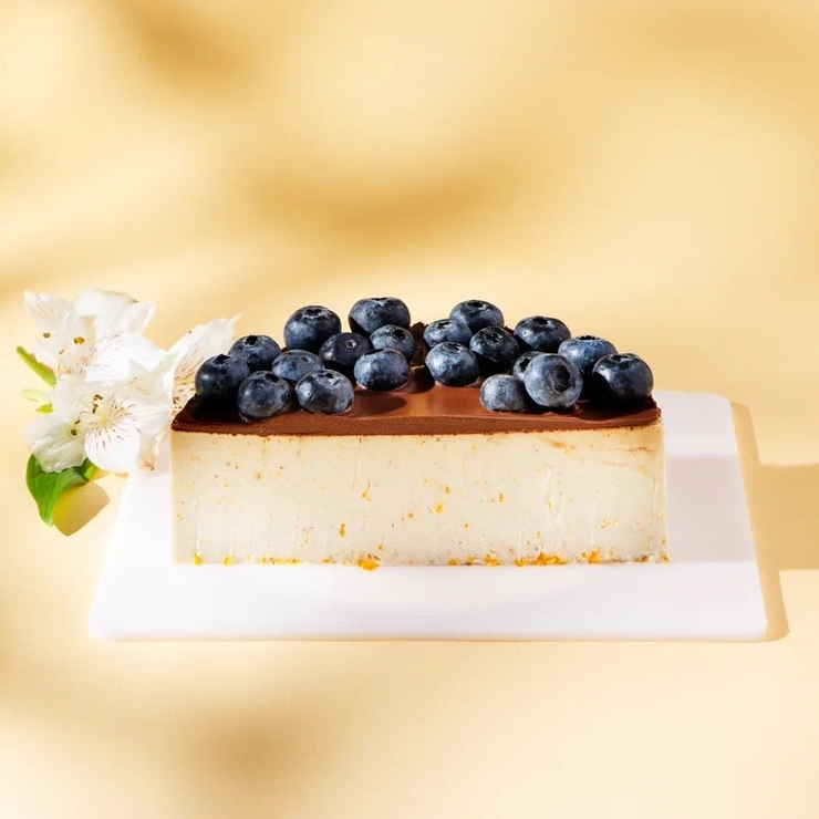 Торт-суфле «Птичье молоко» с цедрой апельсина