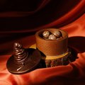 Шоколадная шляпа с конфетами